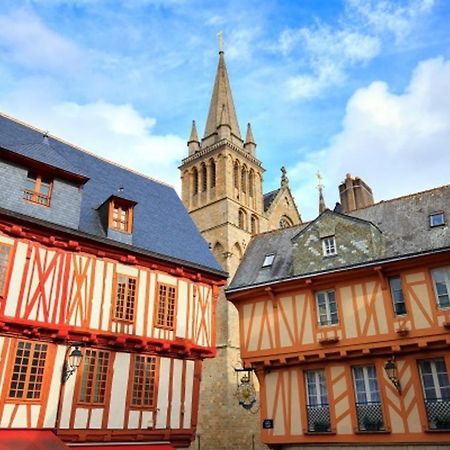 Studio Tout Confort Avec Vue Cathedrale A St Patern Vannes-Centre Apartamento Exterior foto