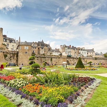 Studio Tout Confort Avec Vue Cathedrale A St Patern Vannes-Centre Apartamento Exterior foto
