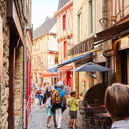 Studio Tout Confort Avec Vue Cathedrale A St Patern Vannes-Centre Apartamento Exterior foto